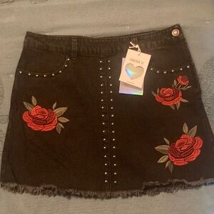 Embroidered & Studded Skirt 🌹